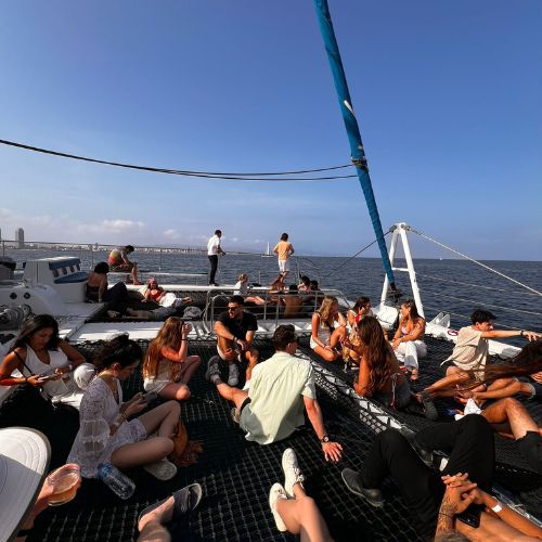 boat-party-barcelona-2